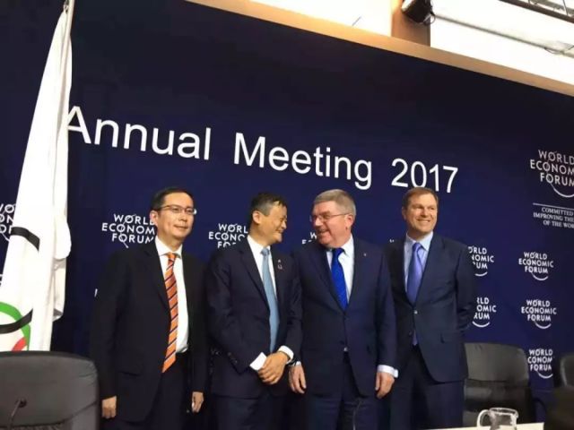 亞馬遜阿里巴巴全球最大兩家電商巨頭看誰能真正笑到最后！
