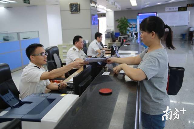 進出口報關,全國跨境電商_出口外貿_前三強東莞優(yōu)進優(yōu)出,國際海運空運實力增強