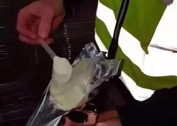 國際海運(yùn)，一貨船被查!發(fā)現(xiàn)萬罐噸假奶粉專賣給中國人，216噸已在中國銷售