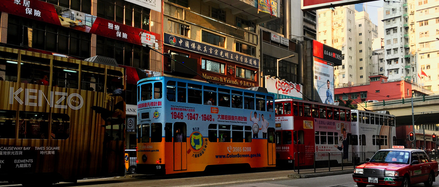 轉(zhuǎn)口貿(mào)易為什么要設(shè)立香港銀行賬戶，與國內(nèi)離岸賬戶有什么區(qū)別？